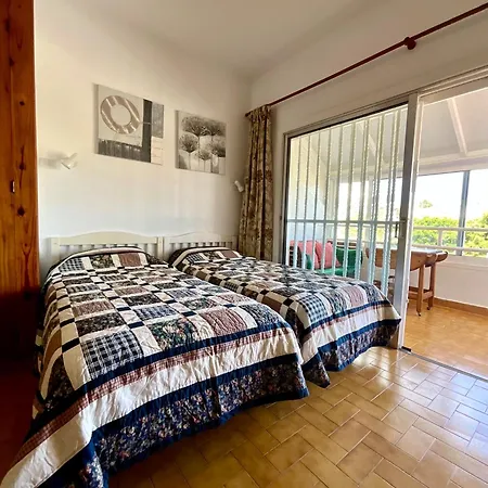Apartment Trebol 1 *